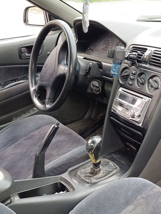 Mitsubishi Galant 8