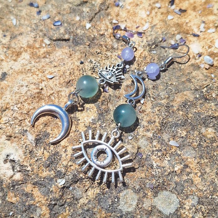 Обеци-кристали, пентаграм, Demon slayer, луна, готик, бохо, молец