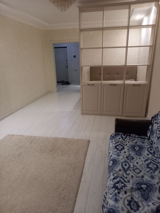 Сдам 1-ком квартиру  60 м.кв.