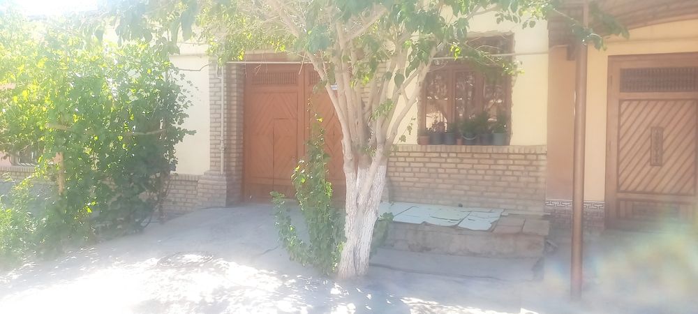 Ховли жой  280 кв 600 милион Облсполком Боги