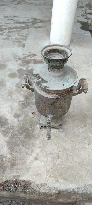 Somovar qadimiy mis