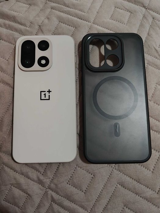 OnePlus 15 256GB 12GB RAM impecabil