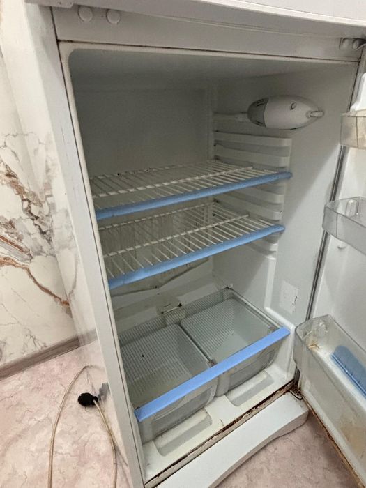 Продается холодильник