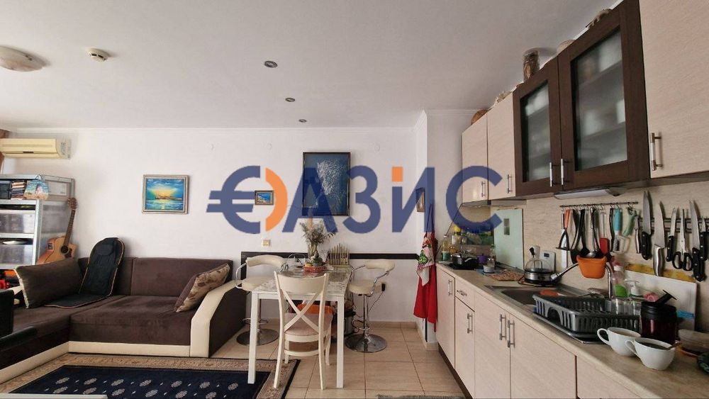 Продава се Двустаен апартамент в Свети Влас - 54 кв.м за 879 €/кв.м - Снимка #4
