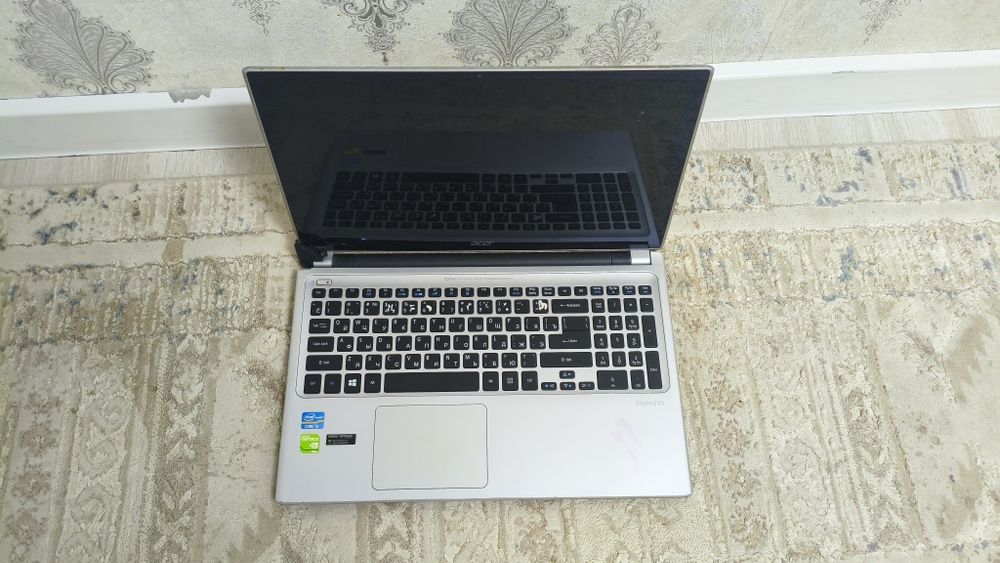 Aspire V5-571 pg