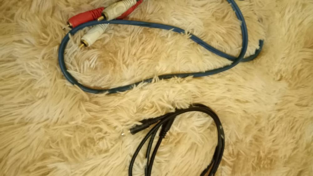 Конвертер и кабеля.листайте фото