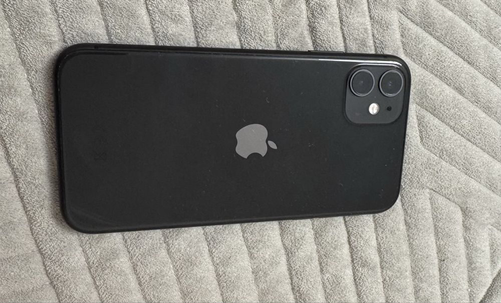 Продается Iphone 11
