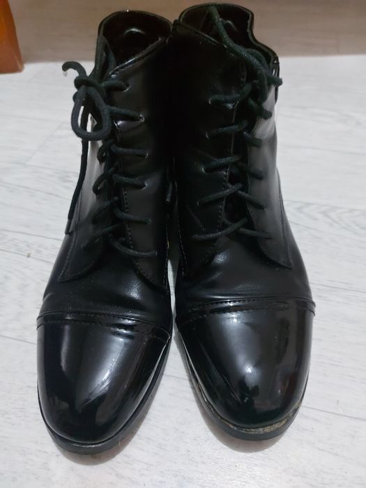 Сапожки демисезонные 37 размер.
