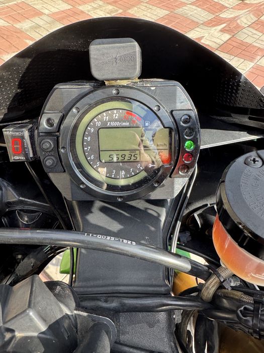 Kawasaki zx10r 2005