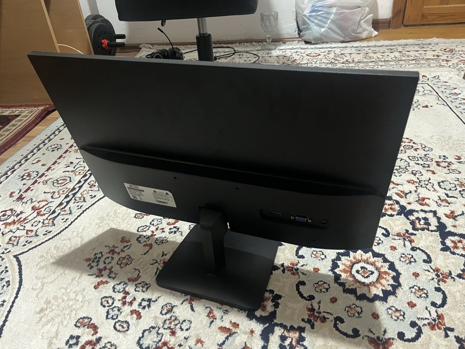 Монитор QMax 24 дьюм