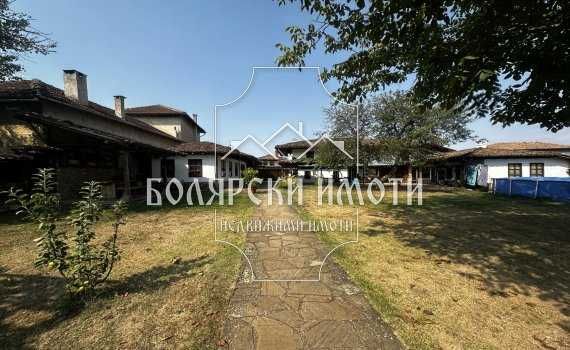 Продава се Къща в с. Миндя, Област Велико Търново - 500 кв.м за 760 €/кв.м - Снимка #2