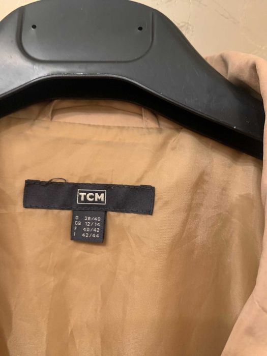 Продавам нов елегантен шлифер