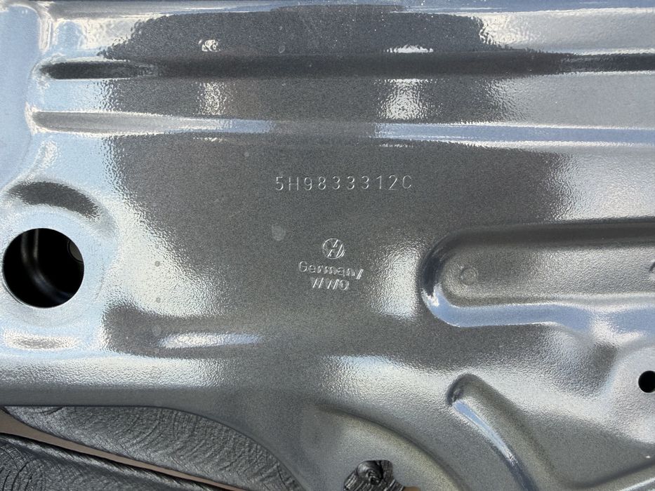 Задна дясна врата за VW Golf 8 (2020-2026)