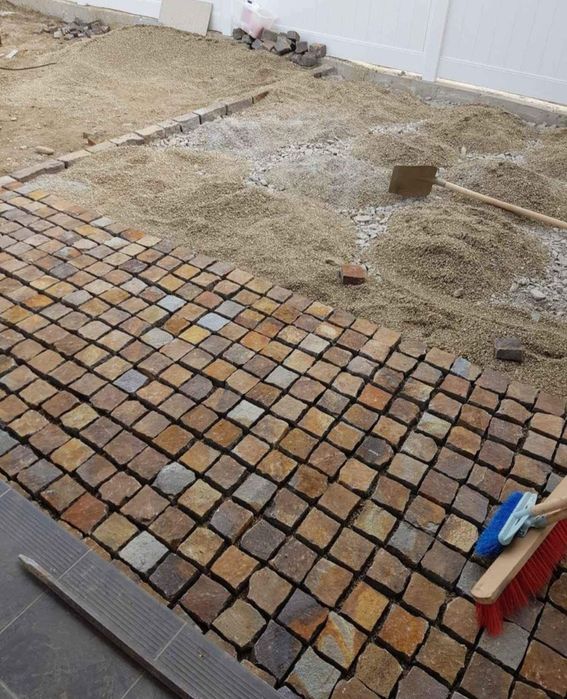 Piatra cubica naturală granit, oferim servicii complete, Piatra natura