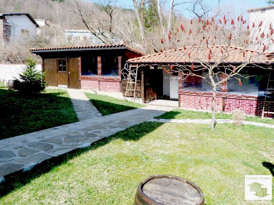 Продава се Къща в с. Стоевци, Област Габрово - 214 кв.м за 818 €/кв.м - Снимка #16