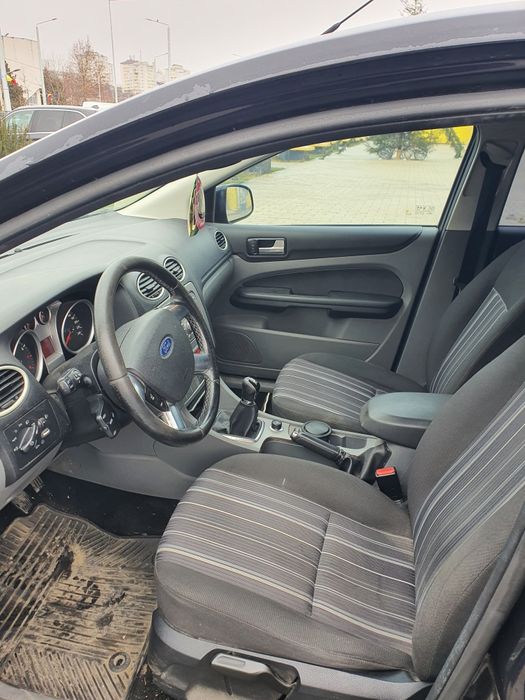 Vând Ford Focus 2