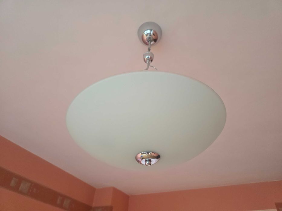 Две нощни лампи и полилей комплект