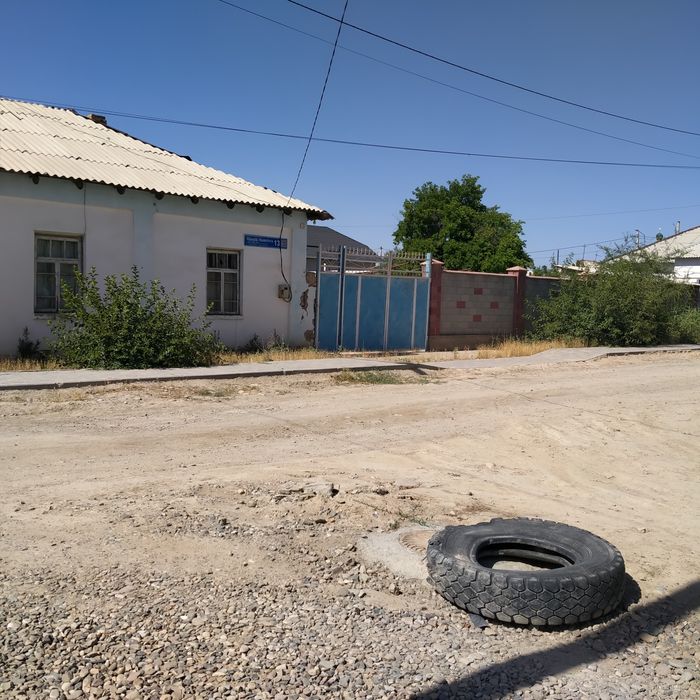 Тез арада 6 бөлмелі уй сатылады