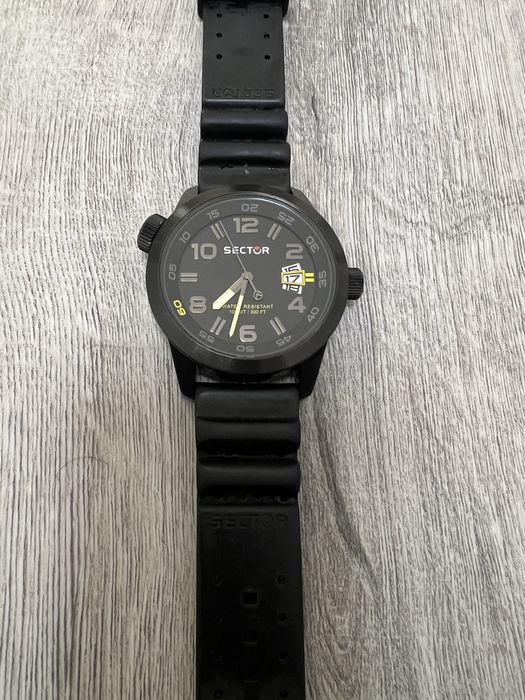 Ceas barbatesc SECTOR