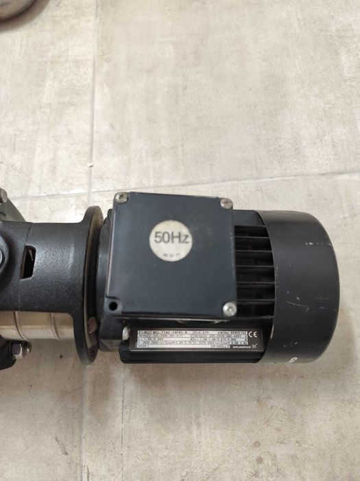 pompă centrifugă verticală multietajată Grundfos CRN 4