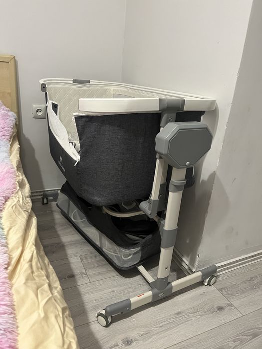 Продам электронный манеж