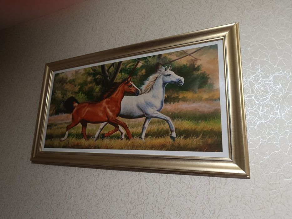 Продам люстры б/у и картину