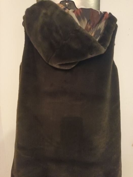 Дамски зелен елек