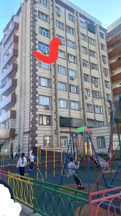 ТАНСИКБОЕВ 3 да 1 хона уй сотилади