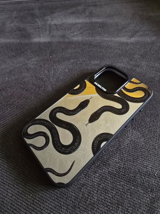 Vand husa Iphone noua 15 ProMax