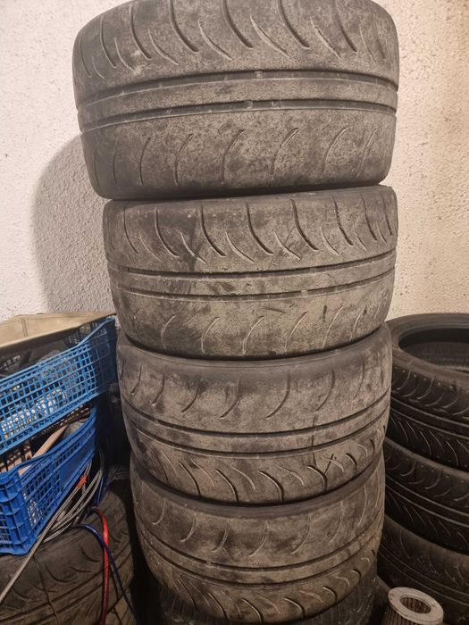 Полу сликове Zestino 275/35/18 TW240