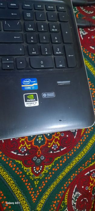 Hp povilon 200 dollar