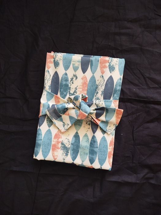 Сыпыра. әр түрлі размерде