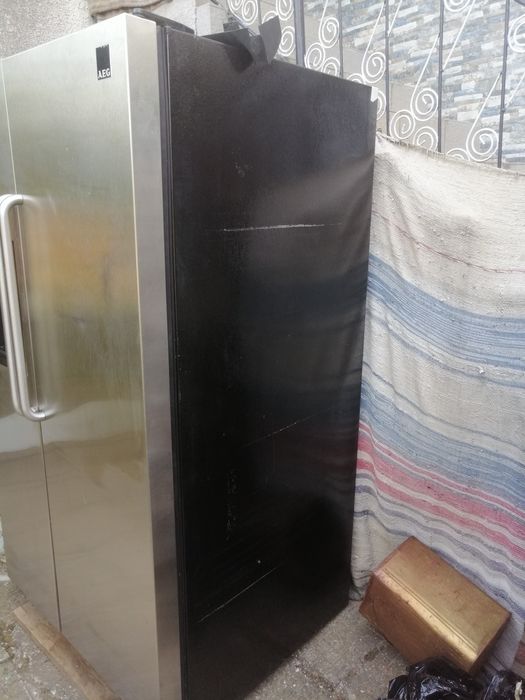 Американски тип хладилник AEG