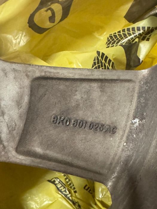 Гуми с джанти Ауди
