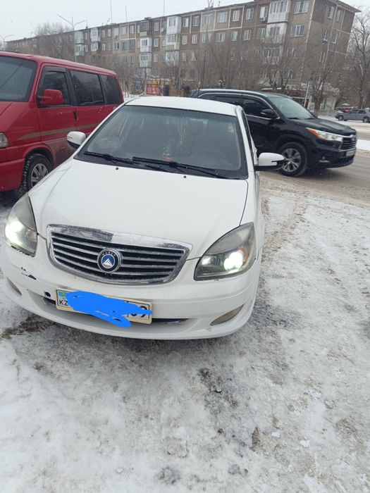 Срочно Продам машина Gelly SC7