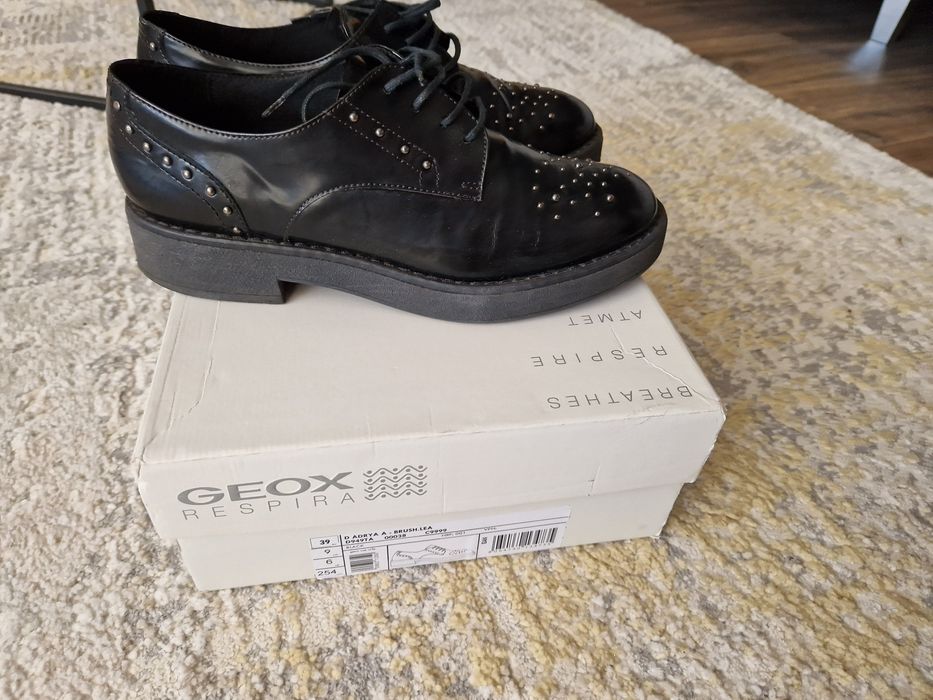 Pantofi geox, model brogue de dama, 39