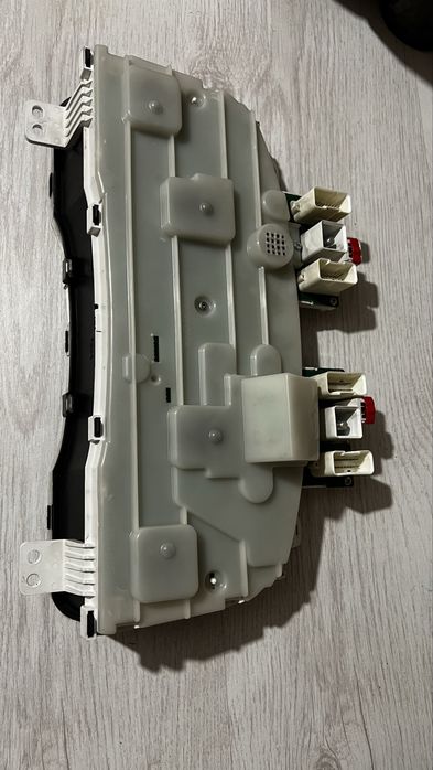 Табло за Toyota Land Cruiser 120
