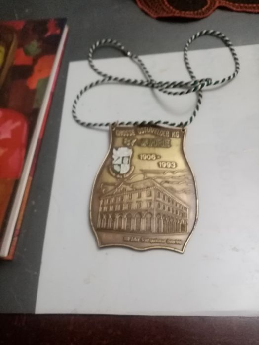 Юбилейна  плочка за австрийско състезание