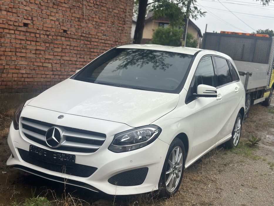 MERCEDES B200 An 2018
