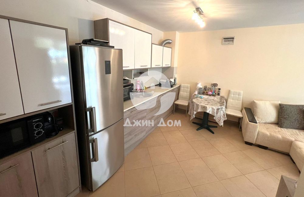 Продава се Двустаен апартамент в к.к. Слънчев бряг - 74 кв.м за 1338 €/кв.м - Снимка #2
