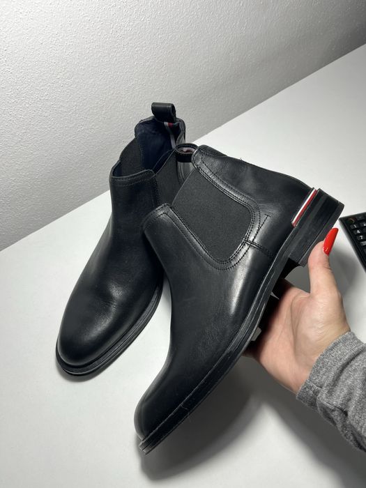 Ghete noi  , Tonmy marimea 41