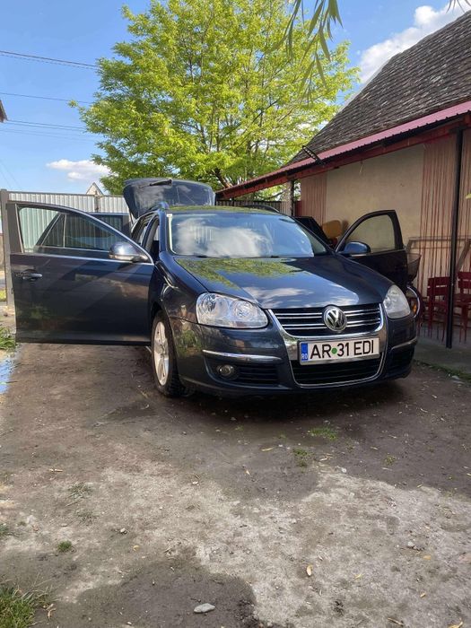 Vând Golf 5,19 TDI,105 CP