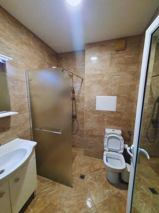 Дава се под наем Двустаен апартамент в София, Кръстова вада - 70 кв.м за 752.25 € - Снимка #1