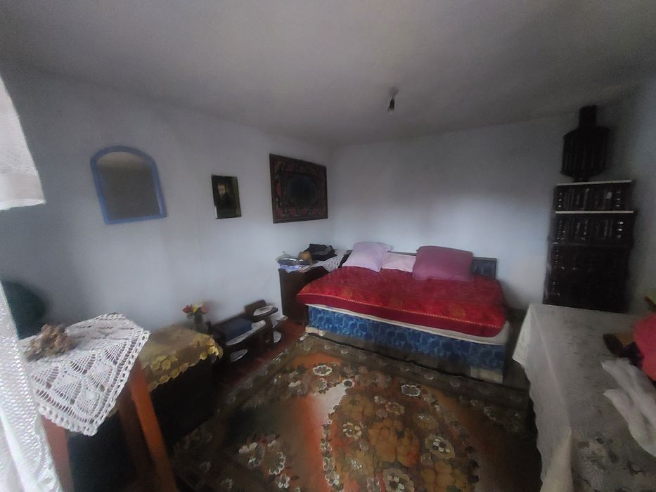 Inchiriez casa la tara în Gorj