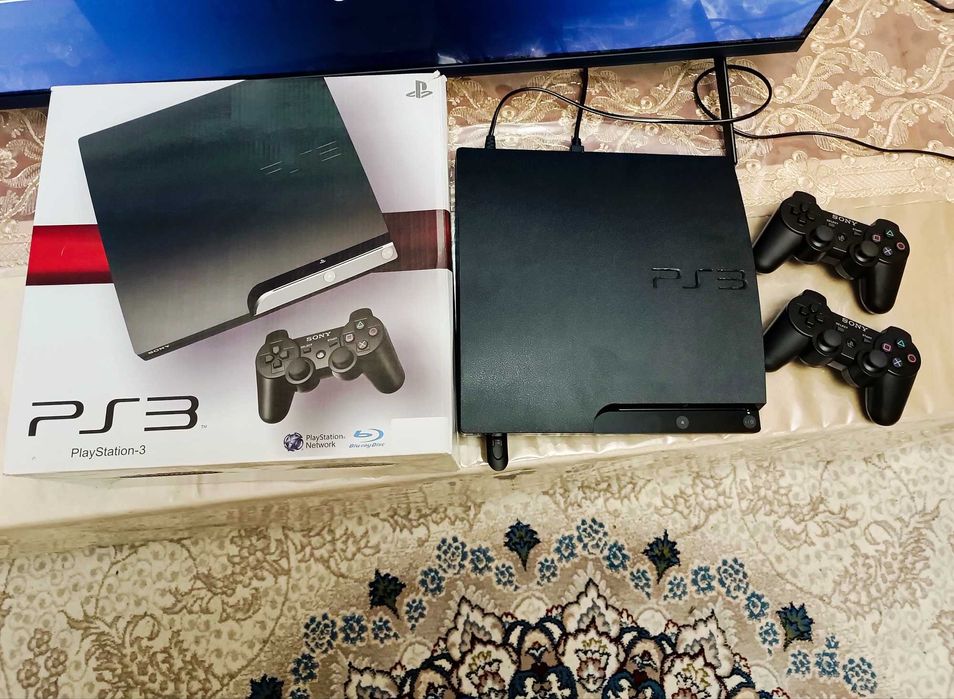 Ps3 slim 320gb 30o'yin 2pult Sony PlayStation 3 . 4