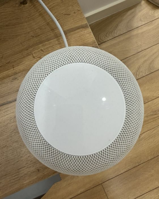 Колонкк Apple HomePod