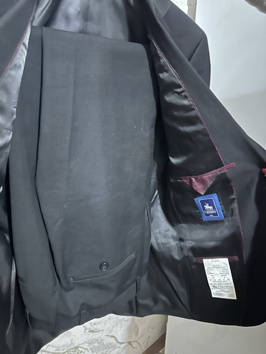 Костьюм сатылады 44 размер