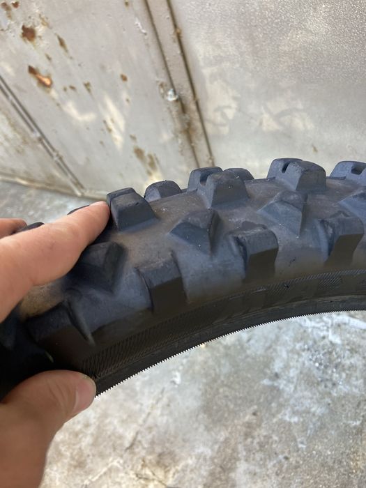 Предна Гума За Крос/Ендуро Maxxis 80/100-21