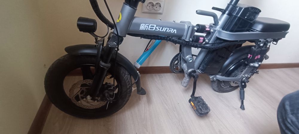 Elektro skuter deyarli yangi