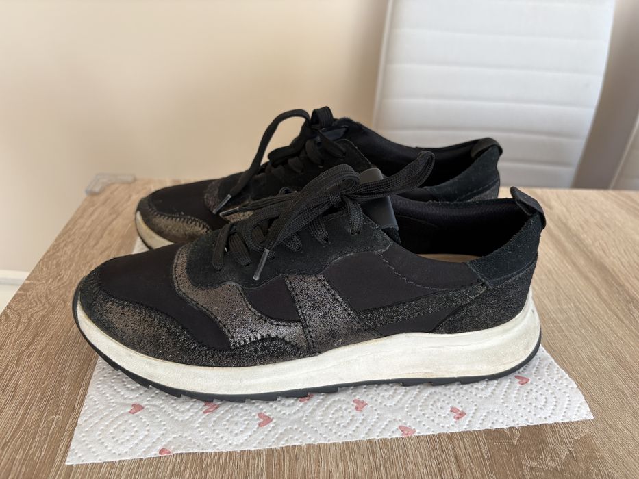 Дамски маратонки Clarks 37 номер, налични в 3 цвята